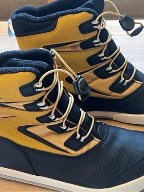 Merrell Kids Yellow and Black High-Top Boots
